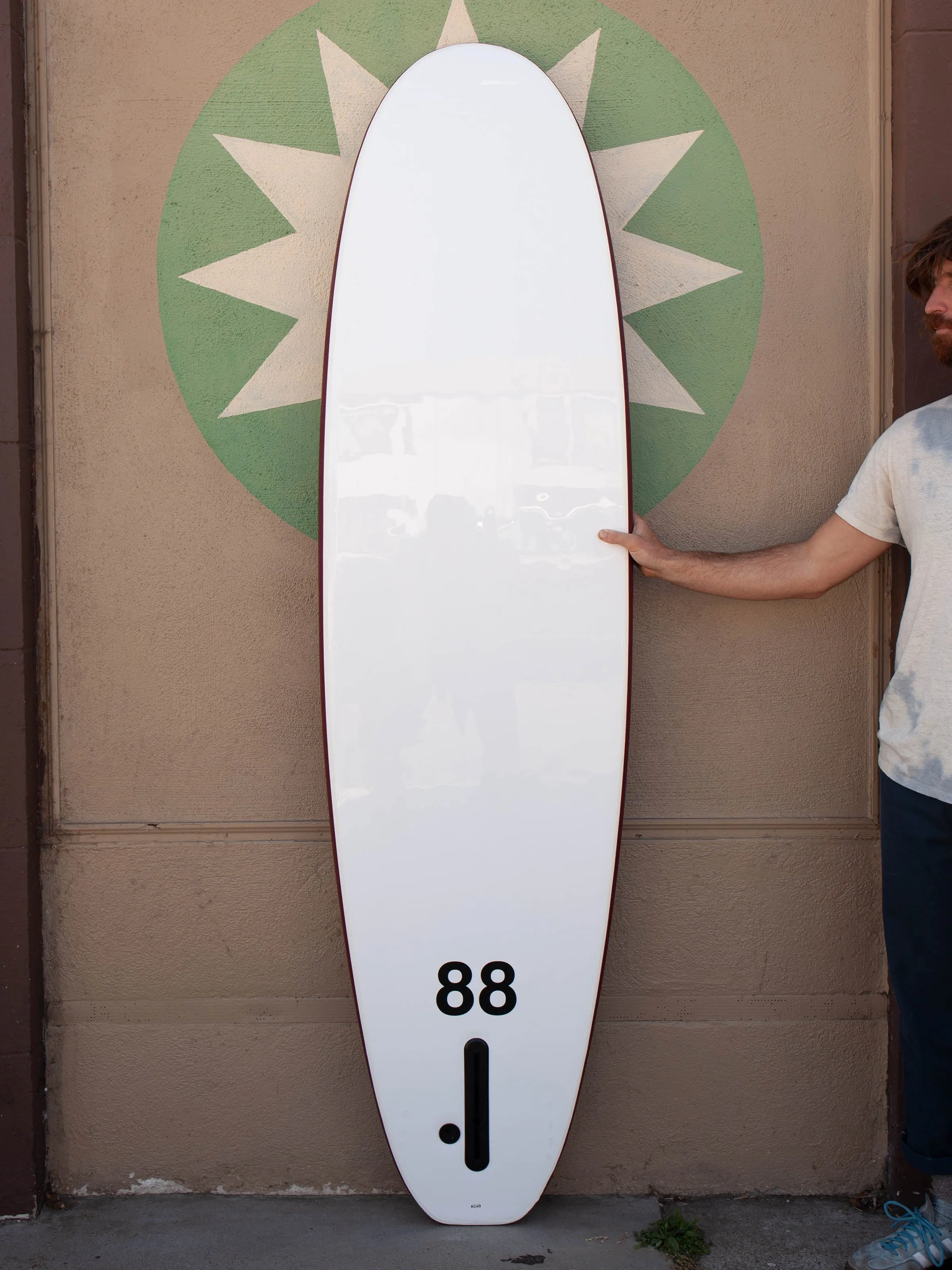 7'0 88 Surfboard ~ Stout/White