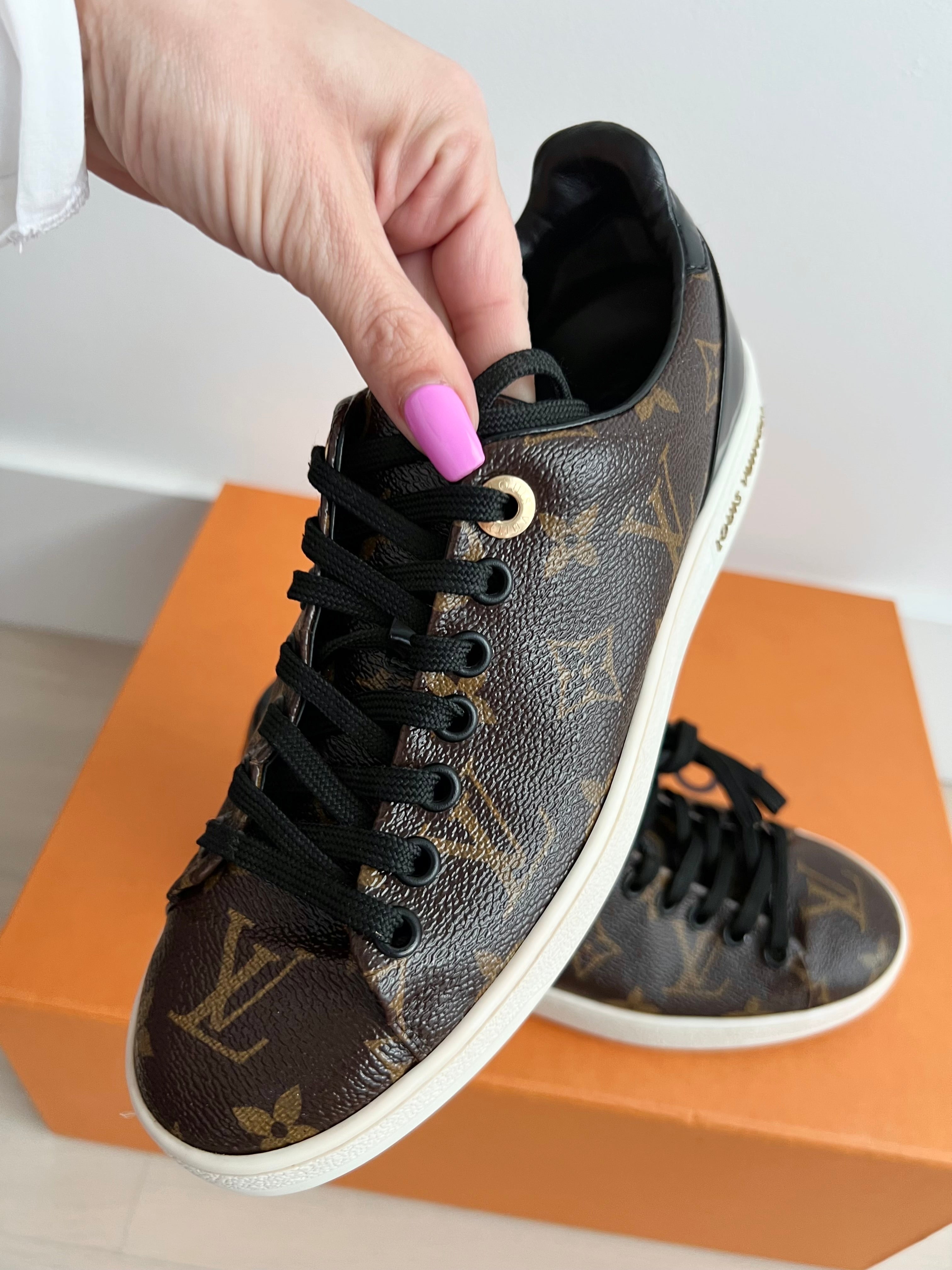 Louis Vuitton Front Row Sneakers