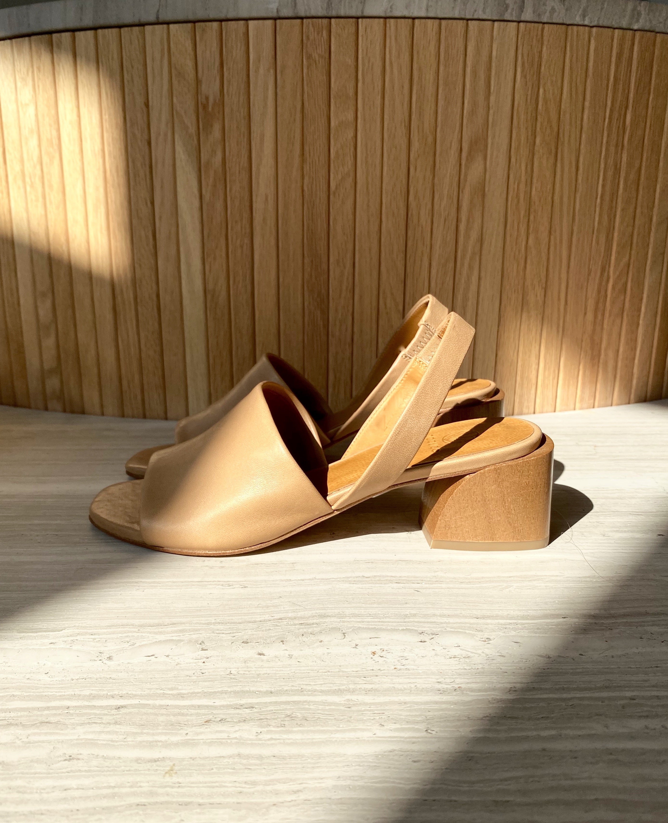 Okolo Sandal