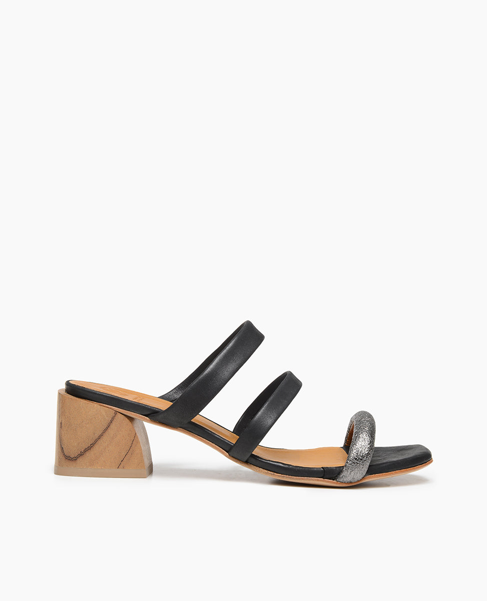 Oulette Sandal